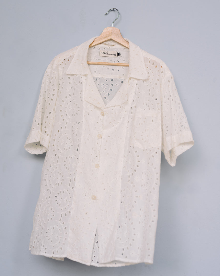 The White Eyelet Short Sleeve Shirt - L/XL