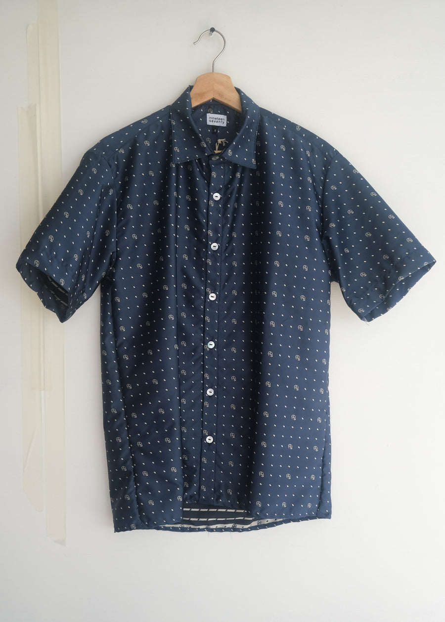 The blue silk shirt - S