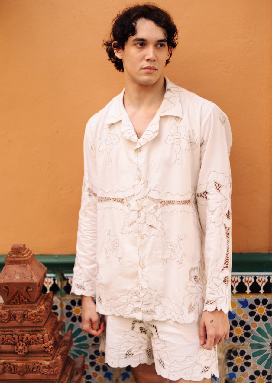 The Longsleeve Off-White Eyelet Shirt - M