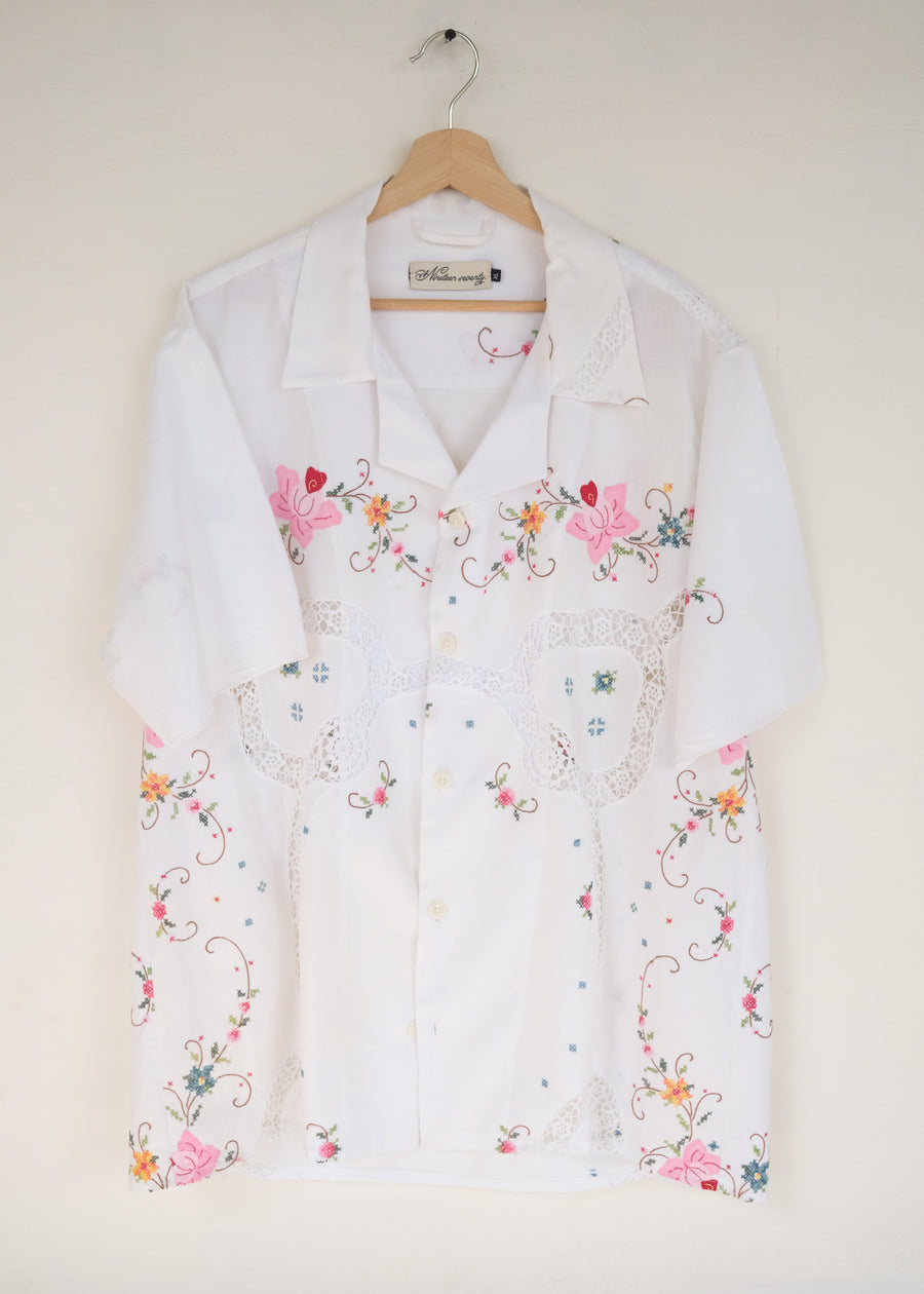 The Crochet Embroidered shirt - XL