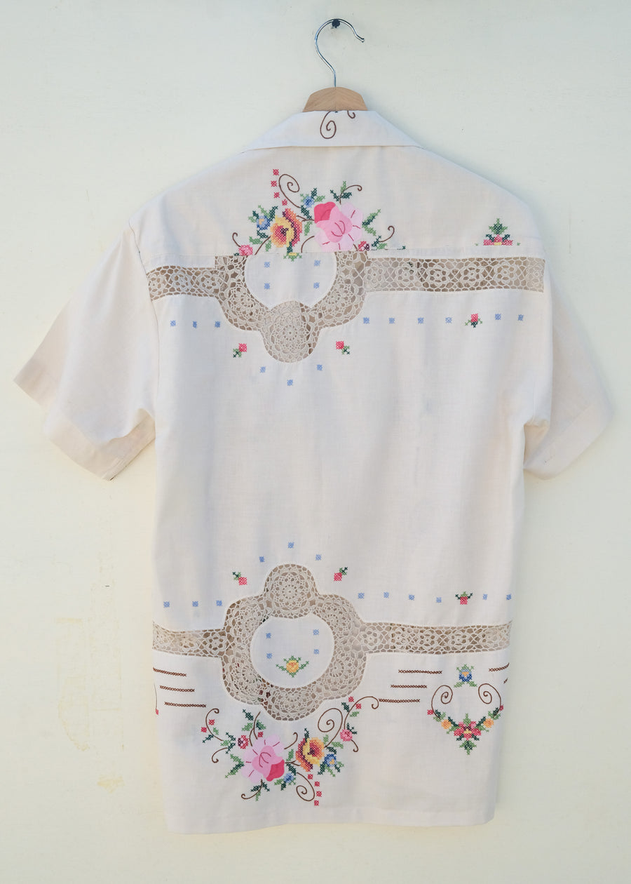 The Flower Embroidered Shirt - M